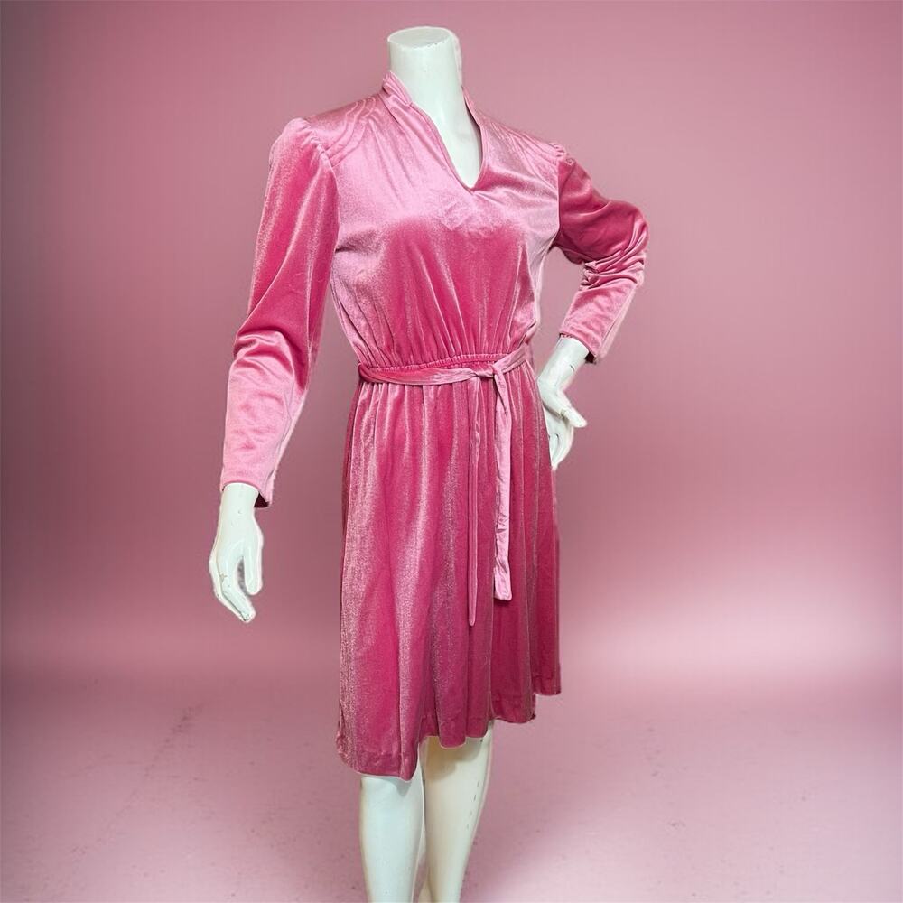 VINTAGE 80s Loungewear Queen Anne Dress Size 6 Regency V Neck Belted Pink Velvet - Picture 2 of 8
